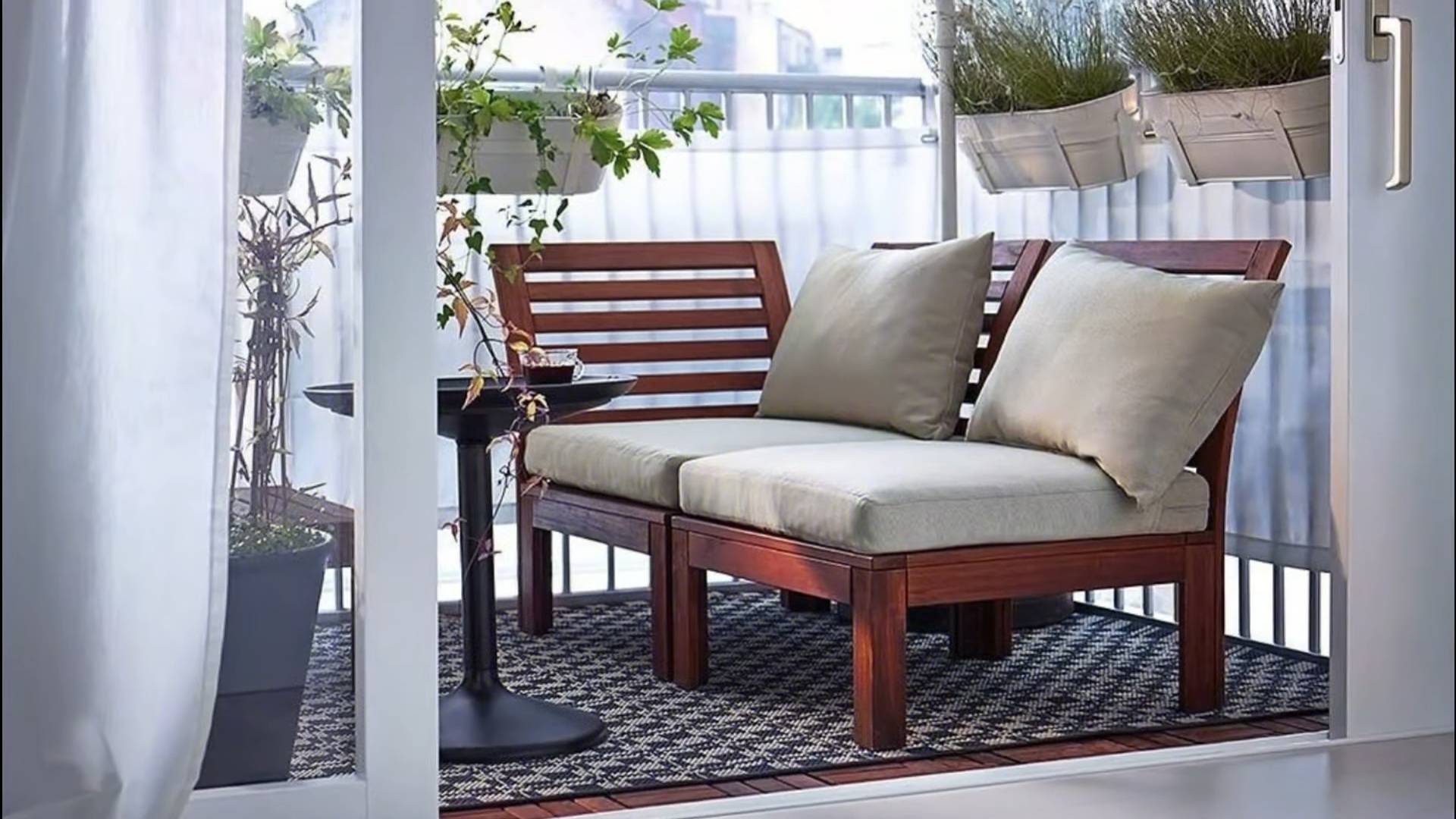 Balkon gestalten entspannende Outdoor Oase