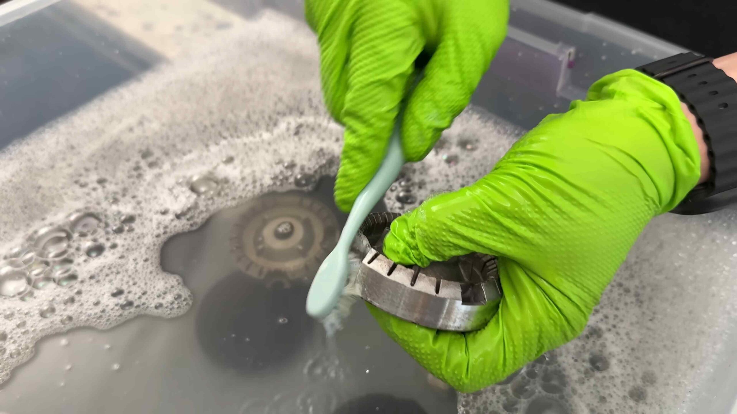 Küchenschränke reinigen fettfrei DIY